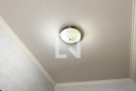Casa à venda com 213m², 3 quartos e 3 vagas Casa à venda com 213m², 3 quartos e 3 vagasBanheiro