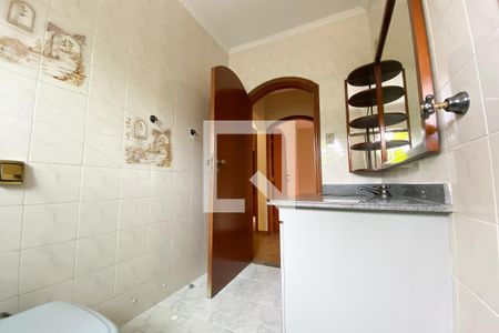 Casa à venda com 213m², 3 quartos e 3 vagas Casa à venda com 213m², 3 quartos e 3 vagasBanheiro 2