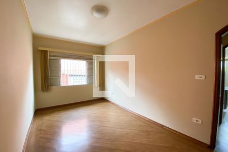 Casa à venda com 213m², 3 quartos e 3 vagas Casa à venda com 213m², 3 quartos e 3 vagasQuarto 2