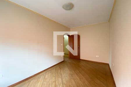 Casa à venda com 213m², 3 quartos e 3 vagas Casa à venda com 213m², 3 quartos e 3 vagasQuarto 2