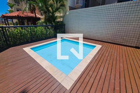 Apartamento à venda com 77m², 3 quartos e 1 vagaPiscina