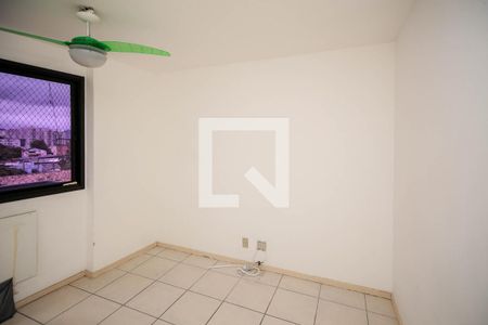Quarto 1 de apartamento à venda com 3 quartos, 77m² em Cachambi, Rio de Janeiro