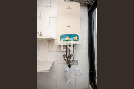 Apartamento à venda com 77m², 3 quartos e 1 vagaÁrea de Serviço