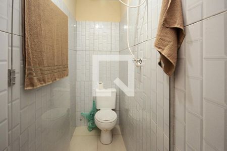 Banheiro de kitnet/studio para alugar com 1 quarto, 22m² em Cidade São Mateus, São Paulo