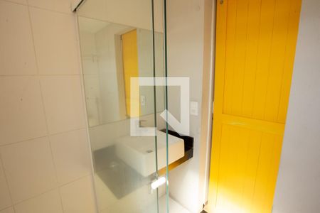 Apartamento à venda com 77m², 2 quartos e 2 vagas Apartamento à venda com 77m², 2 quartos e 2 vagasBANHEIRO