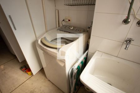 Apartamento à venda com 77m², 2 quartos e 2 vagas Apartamento à venda com 77m², 2 quartos e 2 vagasÁREA DE SERVIÇO