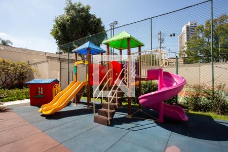 Apartamento à venda com 77m², 2 quartos e 2 vagas Apartamento à venda com 77m², 2 quartos e 2 vagasÁREA COMUM- PLAYGROUND