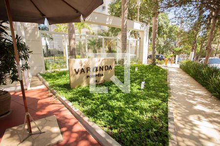 Apartamento à venda com 77m², 2 quartos e 2 vagas Apartamento à venda com 77m², 2 quartos e 2 vagasFACHADA