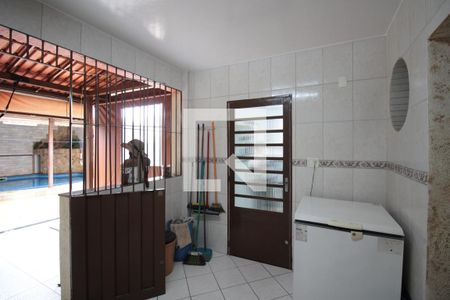 Casa à venda com 450m², 4 quartos e 3 vagasArea de Serviço