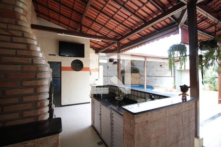 Casa à venda com 450m², 4 quartos e 3 vagasArea Gourmet