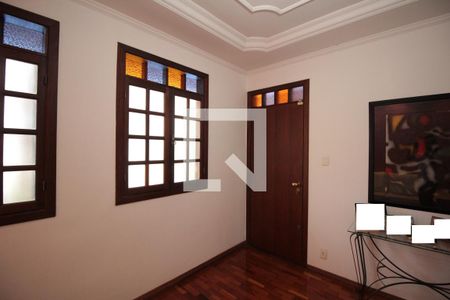 Sala de casa à venda com 4 quartos, 450m² em Itapoã, Belo Horizonte