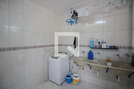 Casa à venda com 450m², 4 quartos e 3 vagasArea de Serviço