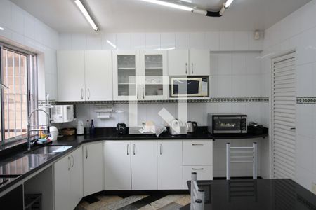 Casa à venda com 450m², 4 quartos e 3 vagasCozinha