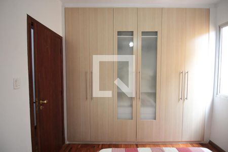 Casa à venda com 450m², 4 quartos e 3 vagasQuarto 2