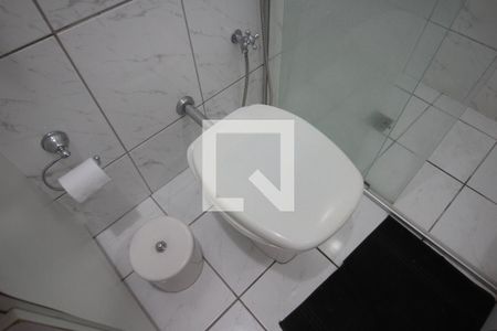 Casa à venda com 450m², 4 quartos e 3 vagasBanheiro da Suite