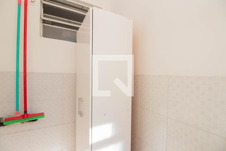 Apartamento à venda com 42m², 1 quarto e sem vaga Apartamento à venda com 42m², 1 quarto e sem vagaÁrea de Serviço