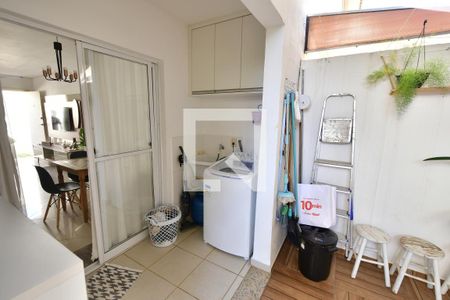 Casa de condomínio para alugar com 81m², 2 quartos e 1 vagaÁrea de Serviço
