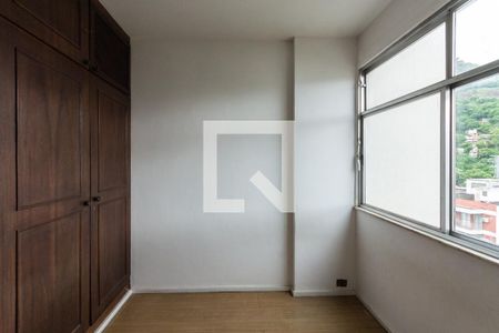 Quarto 1 de apartamento à venda com 2 quartos, 71m² em Tijuca, Rio de Janeiro