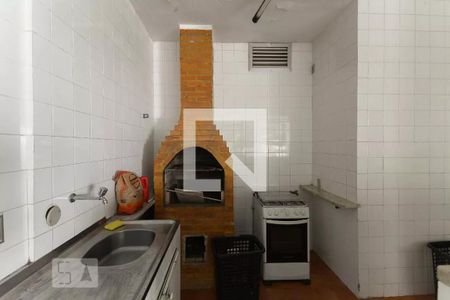 Apartamento à venda com 71m², 2 quartos e 1 vagaÁrea comum