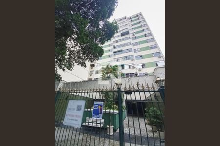 Apartamento à venda com 71m², 2 quartos e 1 vagaFachada