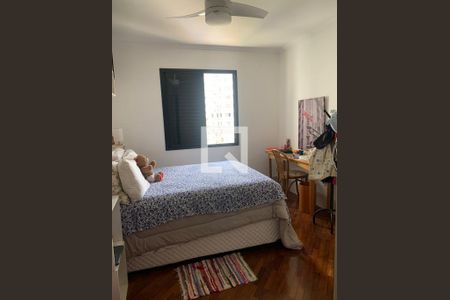 Apartamento à venda com 181m², 4 quartos e 3 vagas Apartamento à venda com 181m², 4 quartos e 3 vagasQuarto