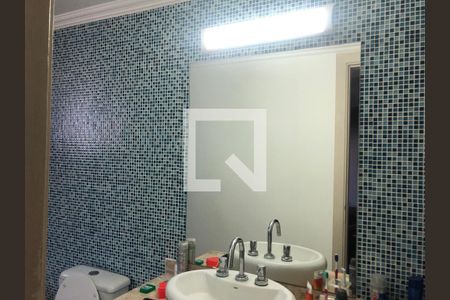 Apartamento à venda com 181m², 4 quartos e 3 vagas Apartamento à venda com 181m², 4 quartos e 3 vagasBanheiro