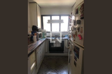 Apartamento à venda com 181m², 4 quartos e 3 vagas Apartamento à venda com 181m², 4 quartos e 3 vagasCozinha