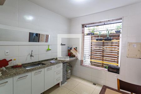 Casa à venda com 120m², 4 quartos e 3 vagasCozinha