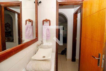 Casa à venda com 120m², 4 quartos e 3 vagasBanheiro Social