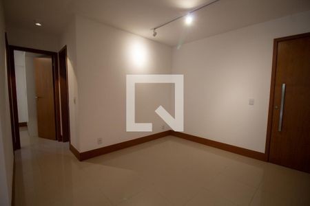 Sala de apartamento para alugar com 2 quartos, 96m² em Recreio dos Bandeirantes, Rio de Janeiro