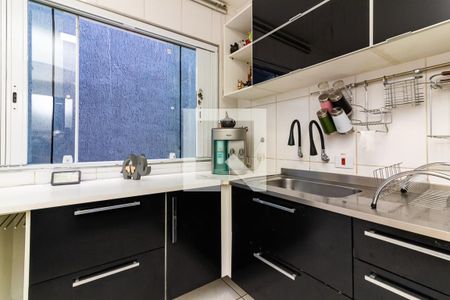 Casa à venda com 120m², 4 quartos e 2 vagasCozinha