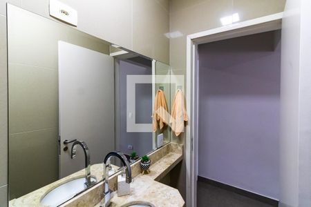 Casa à venda com 120m², 4 quartos e 2 vagasLavabo