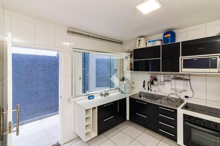 Casa à venda com 120m², 4 quartos e 2 vagasCozinha