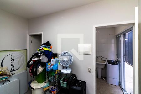 Casa à venda com 120m², 4 quartos e 2 vagasQuarto de Serviço