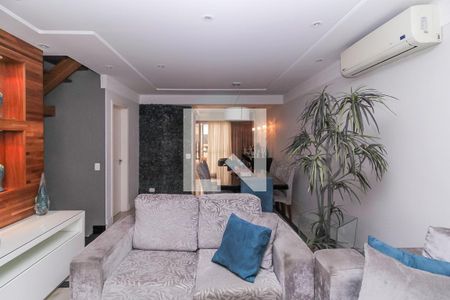 Casa de condomínio à venda com 205m², 3 quartos e 3 vagasSala