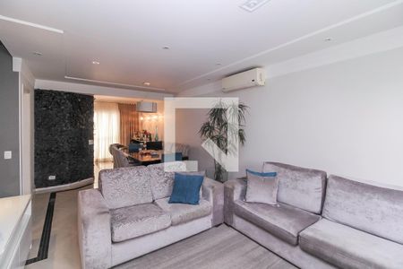 Casa de condomínio para alugar com 205m², 3 quartos e 3 vagasSala