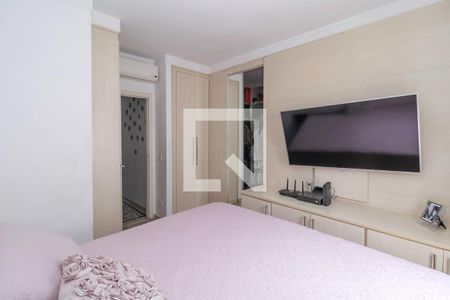 Casa de condomínio à venda com 205m², 3 quartos e 3 vagasSuíte