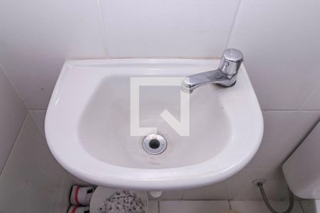 Casa de condomínio à venda com 205m², 3 quartos e 3 vagasBanheiro 4