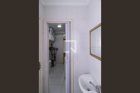 Casa de condomínio à venda com 205m², 3 quartos e 3 vagasBanheiro 4