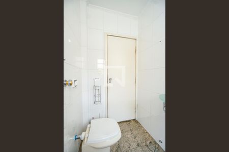 Apartamento para alugar com 80m², 2 quartos e sem vagaBanheiro social