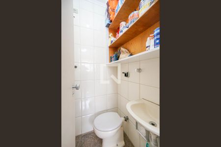 Apartamento para alugar com 80m², 2 quartos e sem vagaBanheiro de serviço