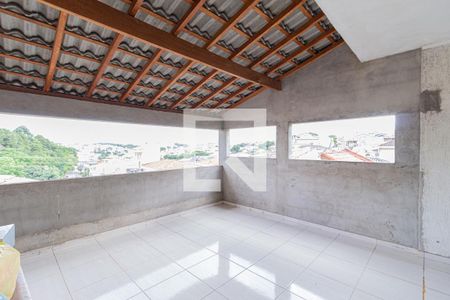 Casa à venda com 240m², 4 quartos e 3 vagas Casa à venda com 240m², 4 quartos e 3 vagasSacada