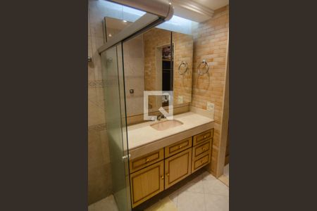 Apartamento à venda com 188m², 4 quartos e 1 vaga Apartamento à venda com 188m², 4 quartos e 1 vagaBanheiro do Quarto 3