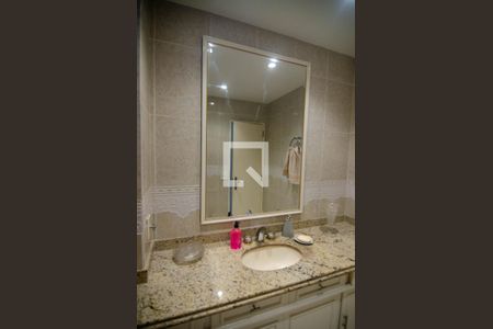 Apartamento à venda com 188m², 4 quartos e 1 vaga Apartamento à venda com 188m², 4 quartos e 1 vagaLavabo