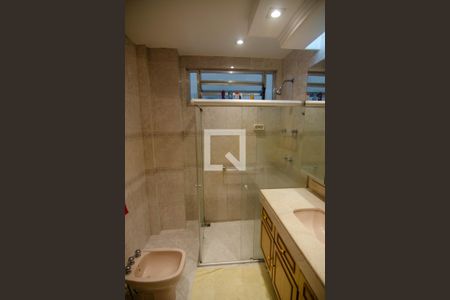 Apartamento à venda com 188m², 4 quartos e 1 vaga Apartamento à venda com 188m², 4 quartos e 1 vagaBanheiro do Quarto 3