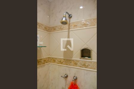 Apartamento à venda com 188m², 4 quartos e 1 vaga Apartamento à venda com 188m², 4 quartos e 1 vagaBanheiro Social