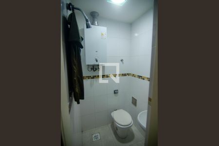 Apartamento à venda com 188m², 4 quartos e 1 vaga Apartamento à venda com 188m², 4 quartos e 1 vagaBanheiro de Serviço