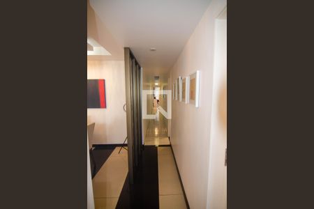 Apartamento à venda com 188m², 4 quartos e 1 vaga Apartamento à venda com 188m², 4 quartos e 1 vagaCorredor