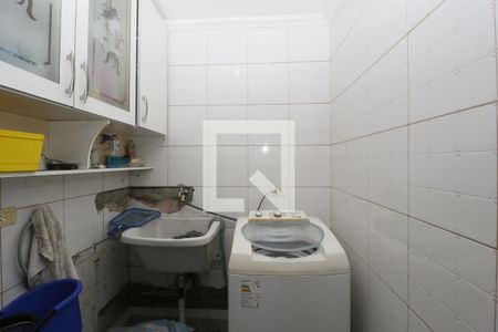 Casa à venda com 300m², 4 quartos e 2 vagasÁrea de Serviço