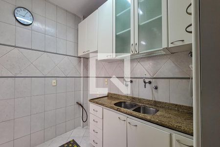 Apartamento à venda com 57m², 2 quartos e 1 vagaCozinha